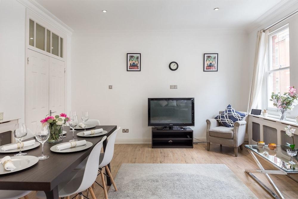 Fitzrovia Serviced Apartments Лондон Екстериор снимка